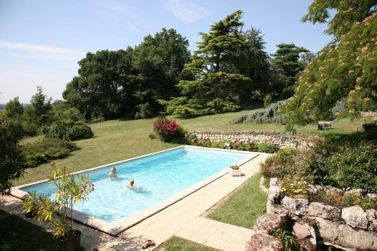 Les 4 Elements St Emilion Bed and Breakfast Branne  Εξωτερικό φωτογραφία