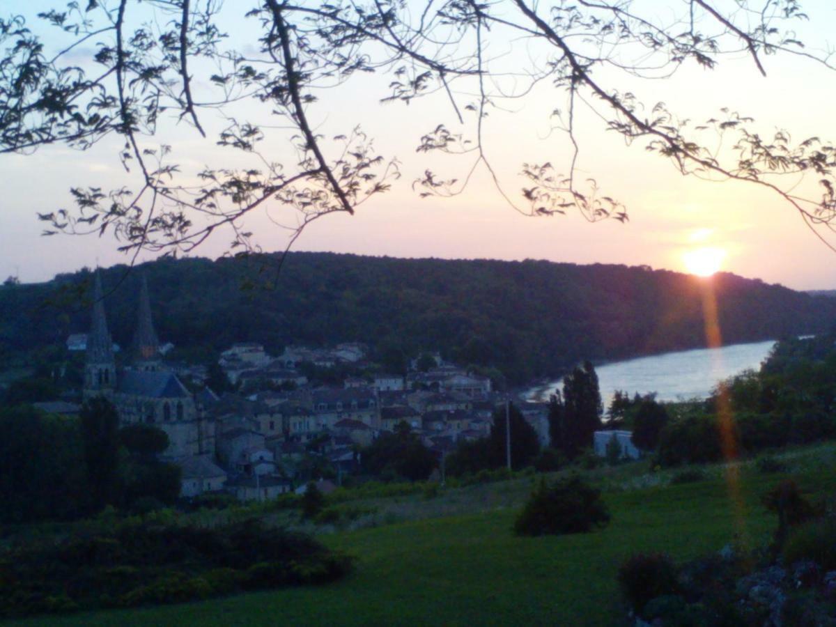 Les 4 Elements St Emilion Bed and Breakfast Branne  Εξωτερικό φωτογραφία