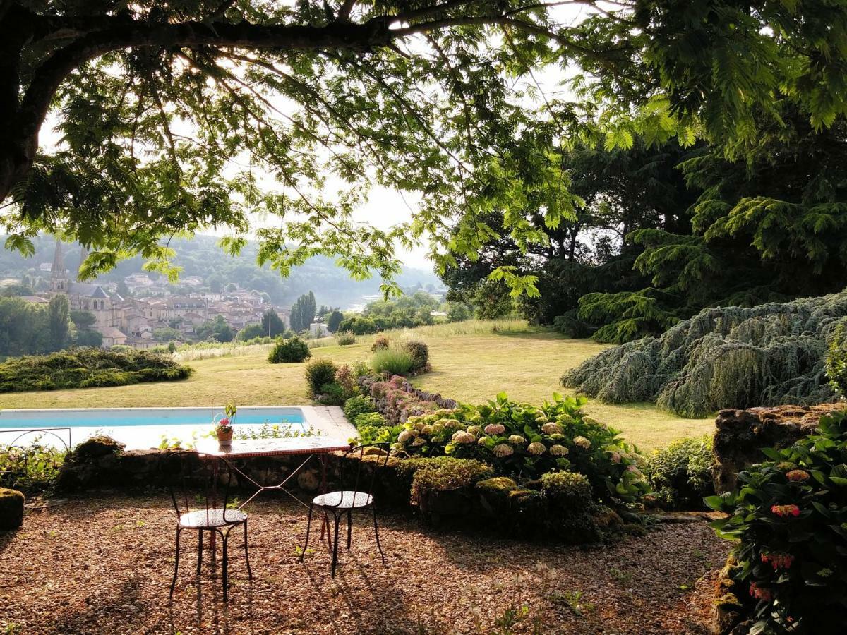 Les 4 Elements St Emilion Bed and Breakfast Branne  Εξωτερικό φωτογραφία